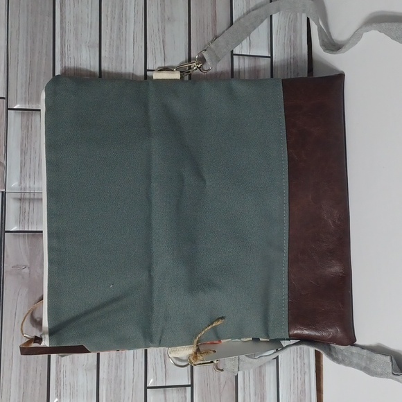 Crossbody - Picture 3 of 3